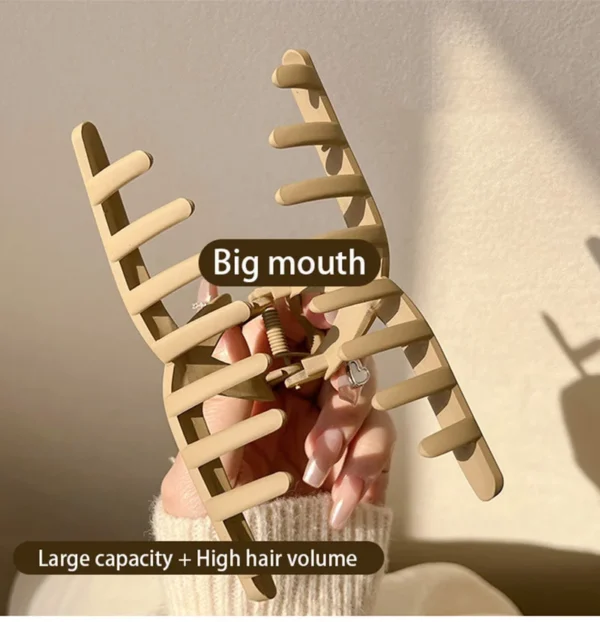 Oversized Hair Clip