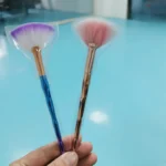 Fan Face Brush