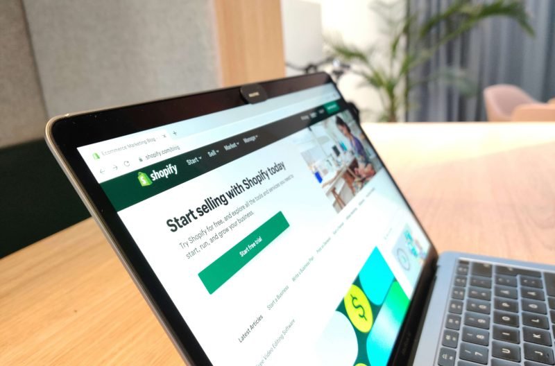 hookle-app-6Pa7l0unTAY-unsplash (1) hookle-app-6Pa7l0unTAY-unsplash (1)